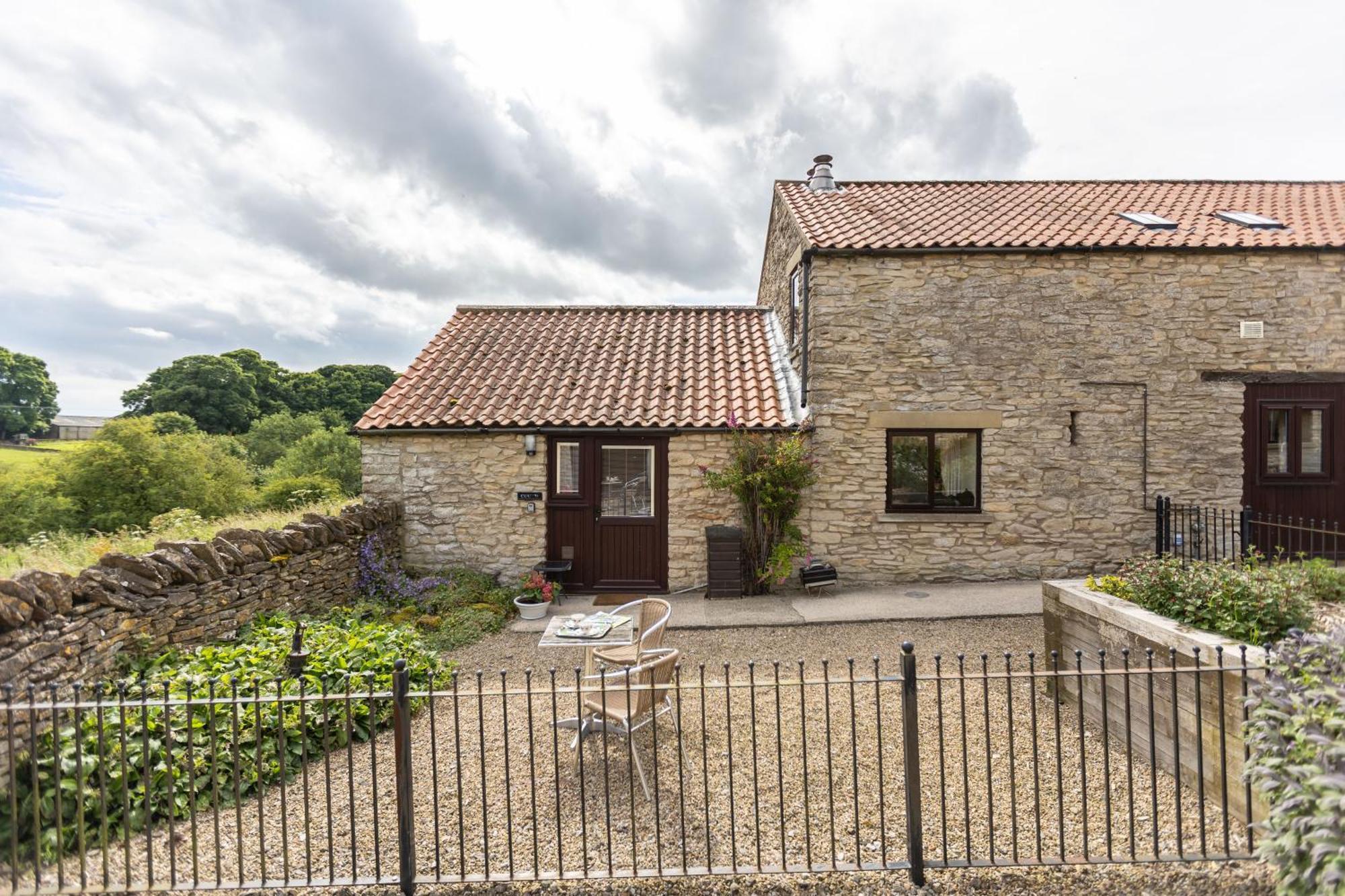 Valley View Farm Holiday Cottages Helmsley Exterior photo
