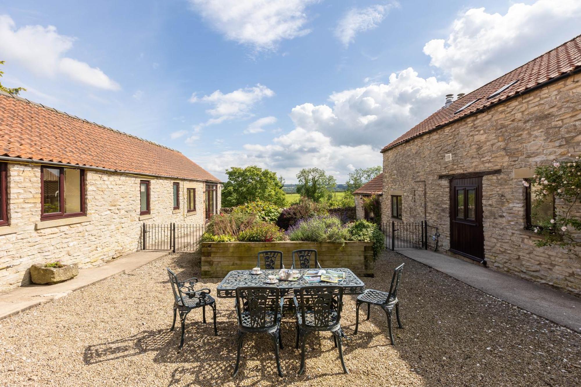 Valley View Farm Holiday Cottages Helmsley Exterior photo